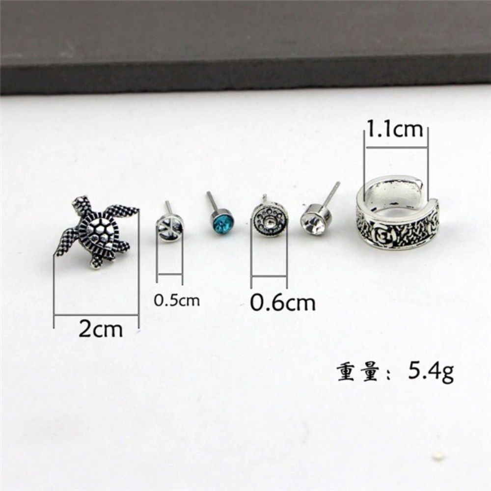 NEW EARRING SET - Picture 3 of 3